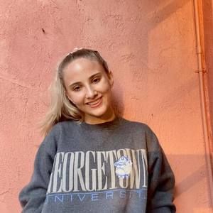 Meet your Posher, Stefani